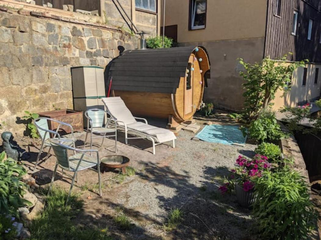 Apartmán Urlaubstraum Mit Pool, Terrasse & Fluss Im Garten - Ut Sebnitz Exteriér fotografie
