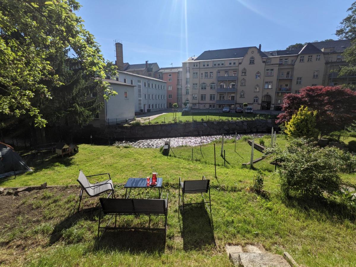 Apartmán Urlaubstraum Mit Pool, Terrasse & Fluss Im Garten - Ut Sebnitz Exteriér fotografie